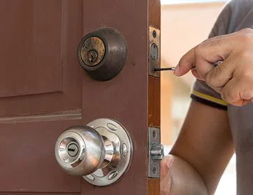Gallery Locksmith Store Stamford, CT 203-893-4303 Gallery Locksmith Store Stamford, CT 203-893-4303 - 7-Lock-Installation